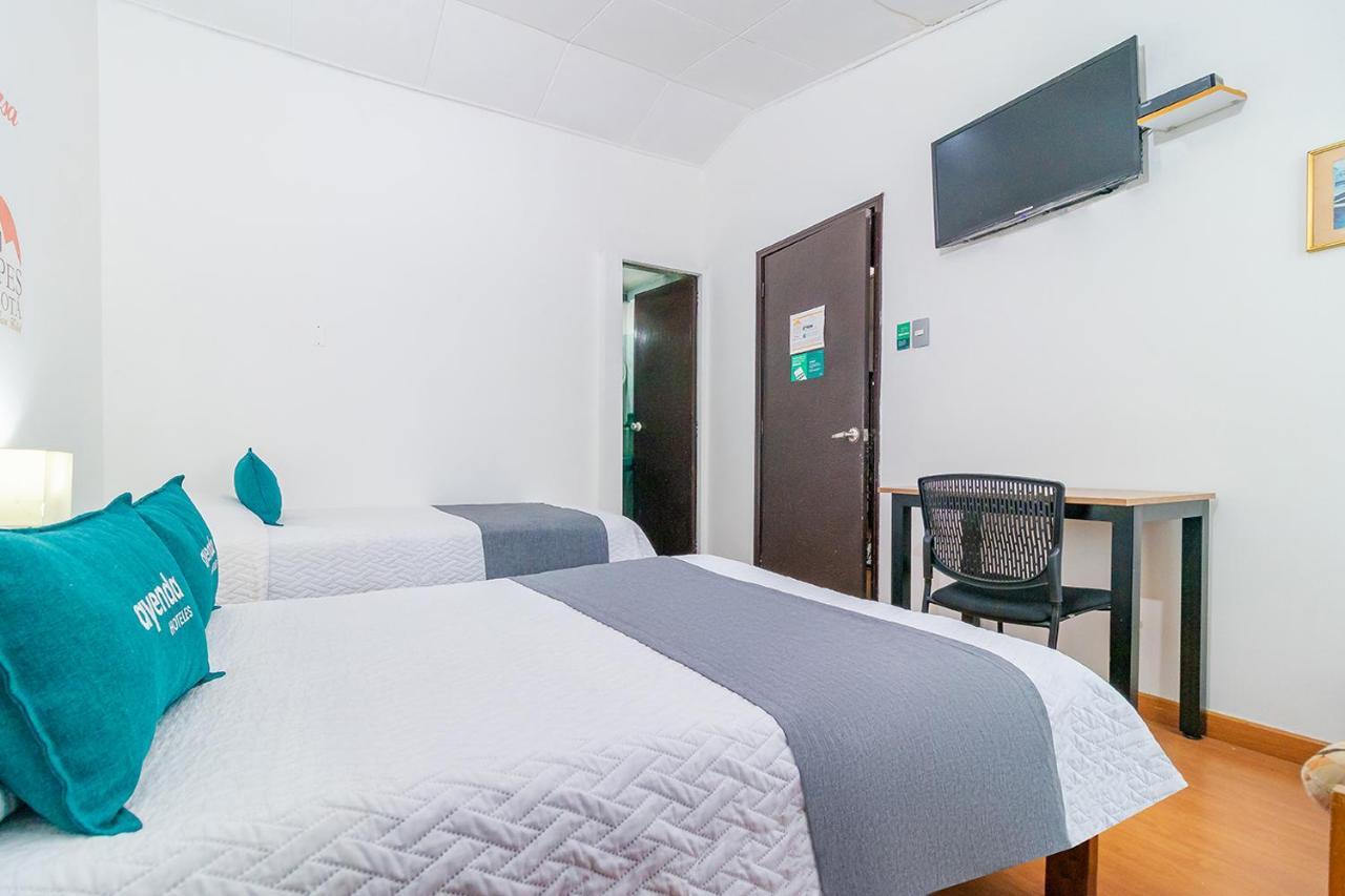 Ayenda 1080 Alpes Castellana Acomodação com café da manhã  3*